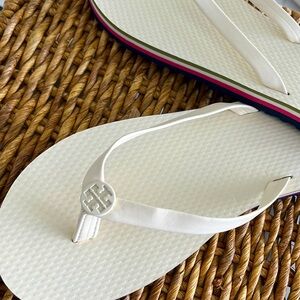 🌴L@@K! NWT Size 10 Tory Burch New Ivory Mini Minnie Flip Flops🌴